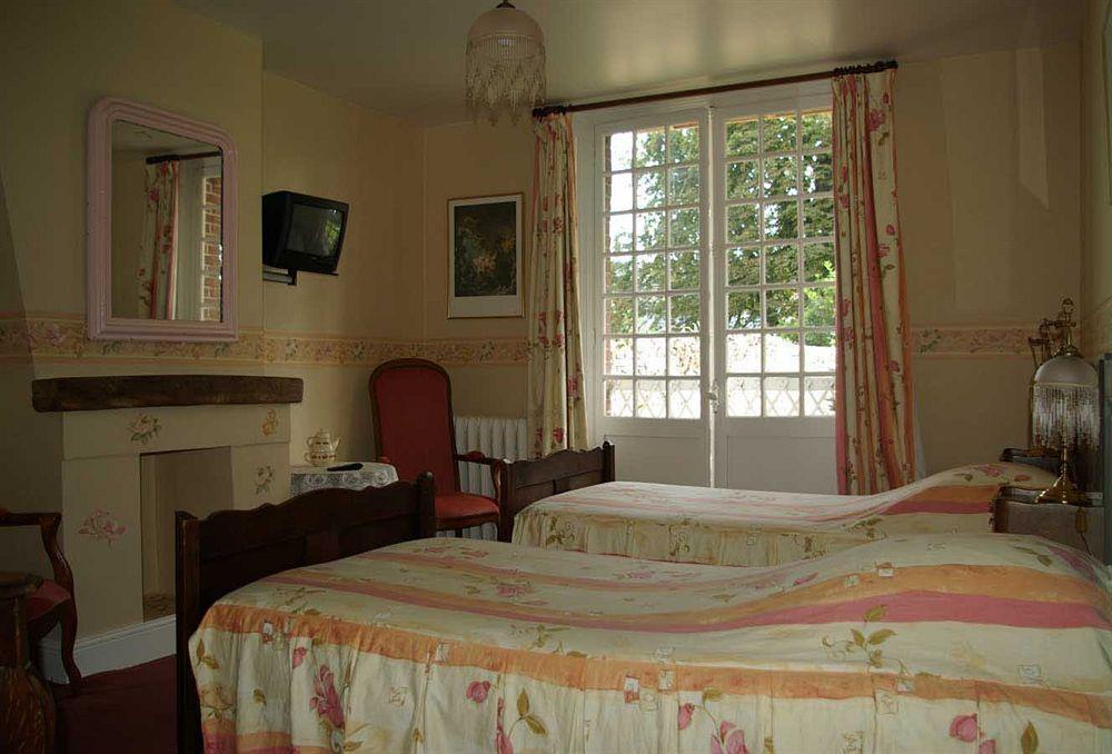 Hotel Auberge Du Clos Normand Martin-Église Exterior foto